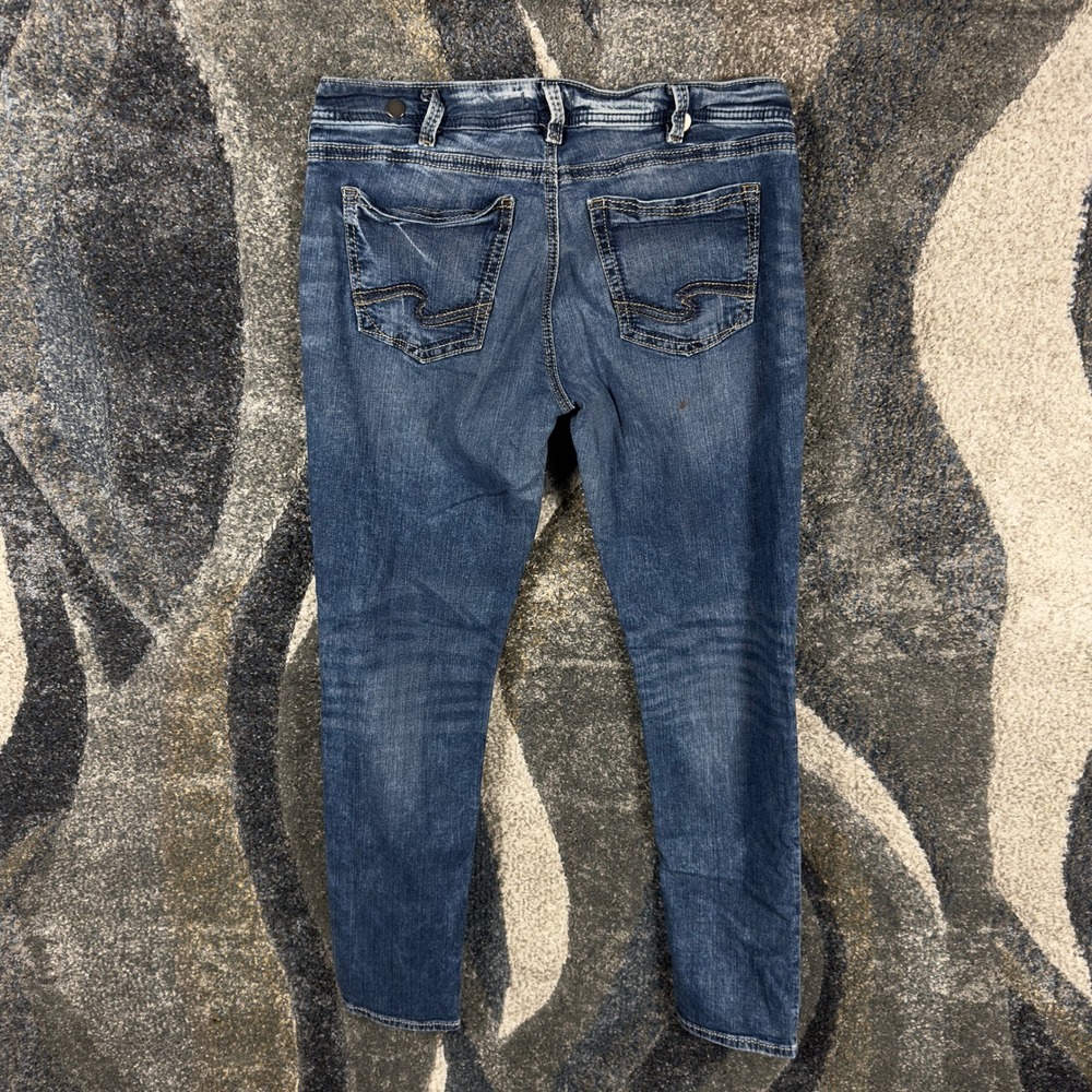 Silver‎ Jeans Co Girlfriend Medium Wash Distressed Tapered Jeans W33 L29 Blue